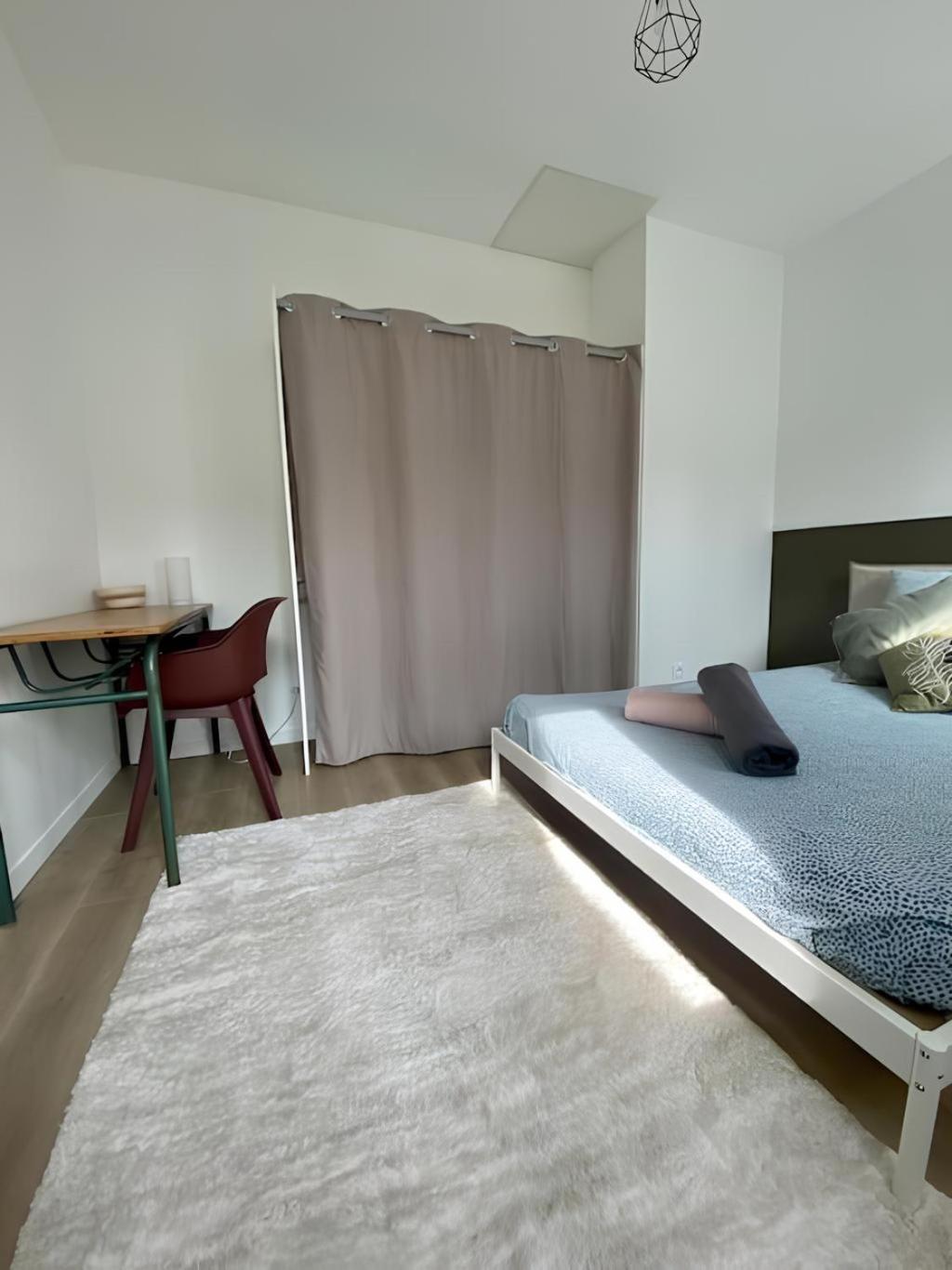 Maison Familiale Avec Exterieur Menage Et Linges Inclus Rouen Bagian luar foto
